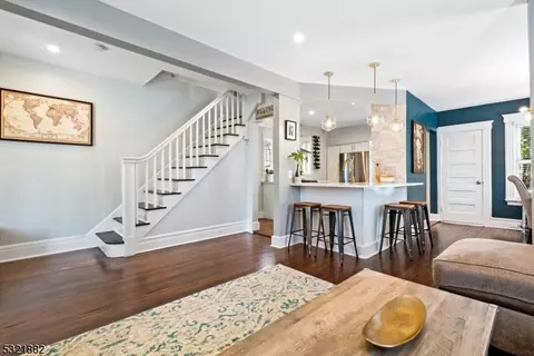 12 High St, City Of Orange, NJ 07050 photo 8