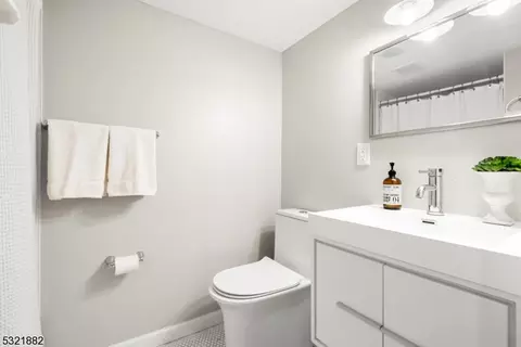 12 High St, City Of Orange, NJ 07050 photo 29