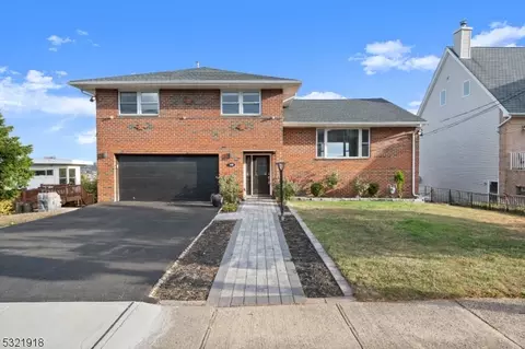 140 Hopper St, Hackensack, NJ 07601