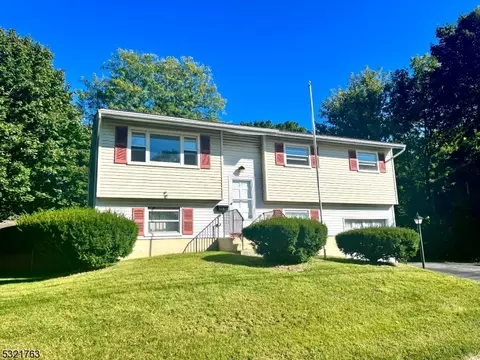 3 Kory Rd, Newton, NJ 07860