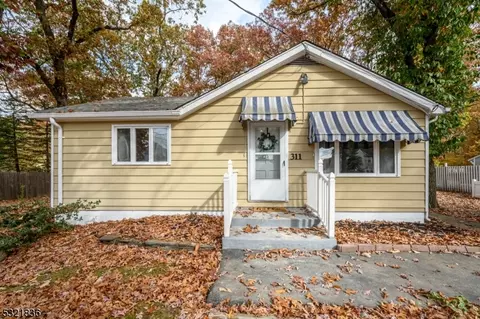311 Green St, Old Bridge, NJ 08857