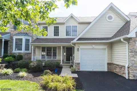15 Patriot Hill Dr #15, Basking Ridge, NJ 07920