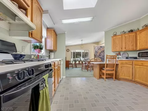 4 Nightingale Ct, Belvidere, NJ 07823 photo 5