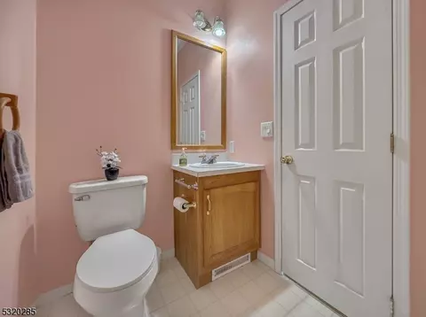 4 Nightingale Ct, Belvidere, NJ 07823 photo 19