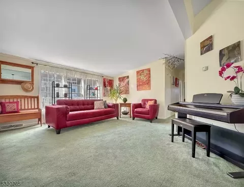 4 Nightingale Ct, Belvidere, NJ 07823 photo 10