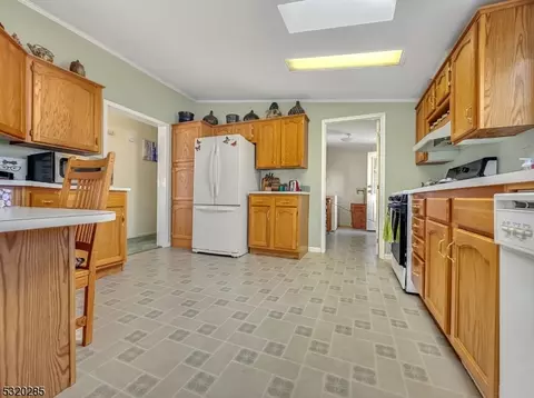 4 Nightingale Ct, Belvidere, NJ 07823 photo 7