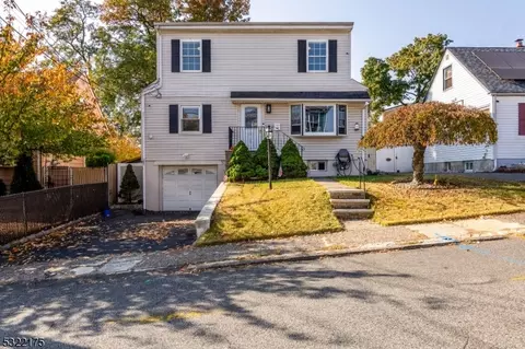 19 Ackerson Pl, Passaic, NJ 07055