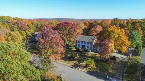 5 Peter Dr, Hackettstown, NJ 07840 photo 3