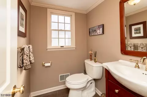 5 Peter Dr, Hackettstown, NJ 07840 photo 27
