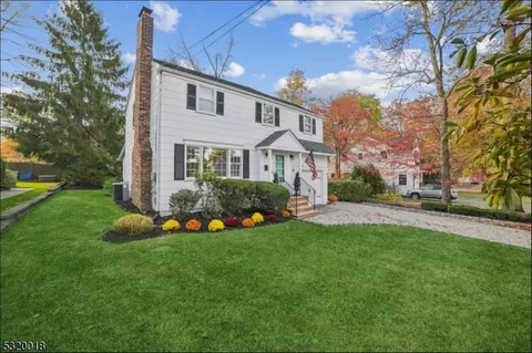 42 Lowell Ave, Summit, NJ 07901