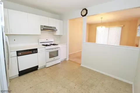 107 Park Pl, Springfield, NJ 07081 photo 11
