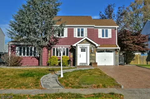 91 Elmwood Dr, Elmwood Park, NJ 07407