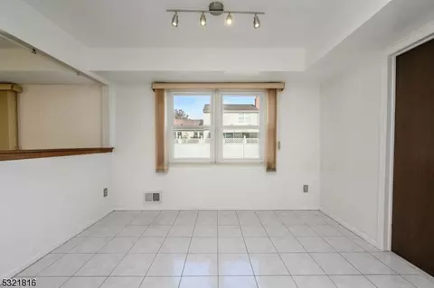 3 Juniper Ct, Edison, NJ 08820 photo 16