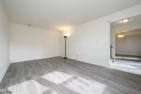3 Juniper Ct, Edison, NJ 08820 photo 7