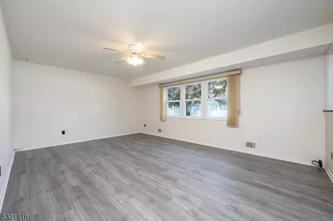 3 Juniper Ct, Edison, NJ 08820 photo 21