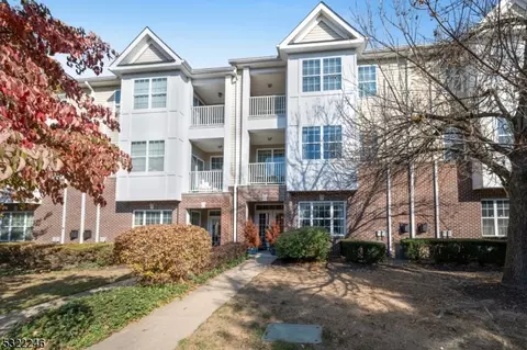 38 Taft Ln, Morristown, NJ 07960