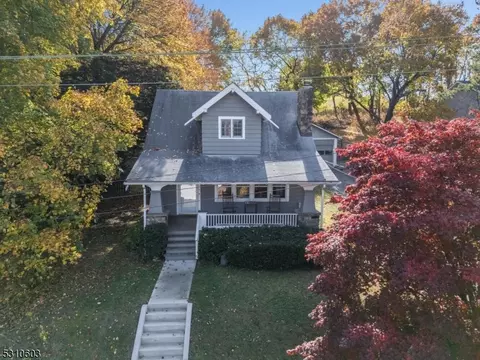 5 Main St, Lebanon, NJ 08833