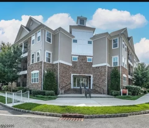 6203 Minuteman Ln #6203, Somerset, NJ 08873