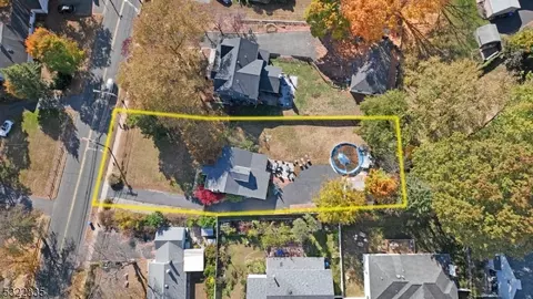 245 Spring Valley Rd, Paramus, NJ 07652 photo 33