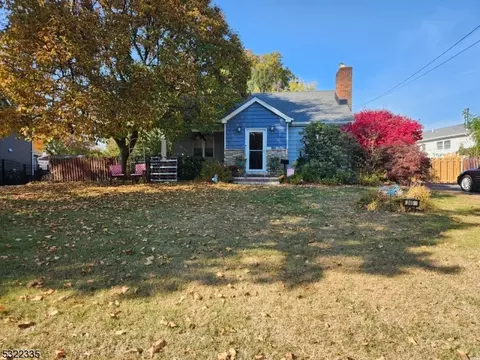 245 Spring Valley Rd, Paramus, NJ 07652 photo 4