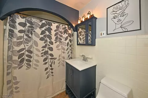 245 Spring Valley Rd, Paramus, NJ 07652 photo 18