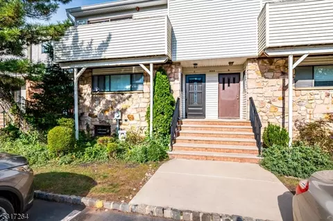 902 Merritt Dr #C, Hillsborough, NJ 08844