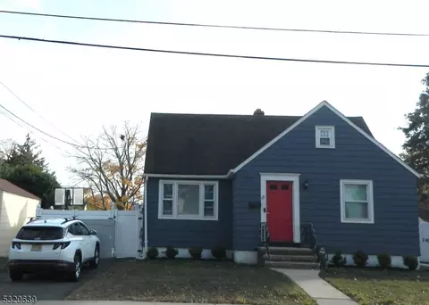 113 Dennis St, Roselle, NJ 07203
