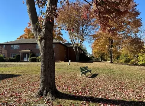 206 Main St #76A, Millburn, NJ 07041