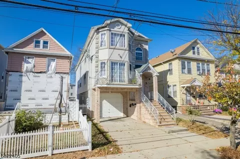824 Van Buren Ave, Elizabeth, NJ 07201