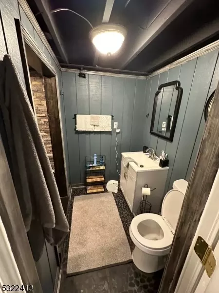 89 E Centre St, Nutley, NJ 07110 photo 3