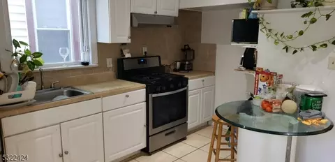 52 Van Winkle Ave, Passaic, NJ 07055 photo 6