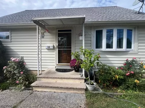 44 Tunison Rd, New Brunswick, NJ 08901