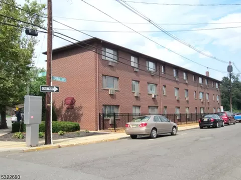 601 Davis Ave #1, Harrison, NJ 07029
