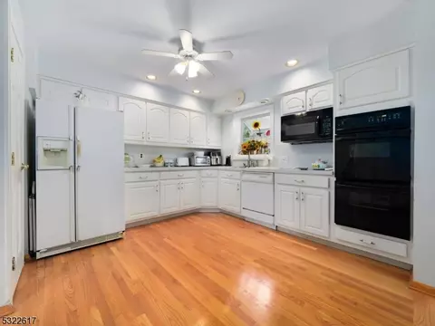 39 Braemar Dr, Wayne, NJ 07470 photo 16