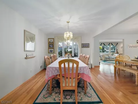 39 Braemar Dr, Wayne, NJ 07470 photo 11