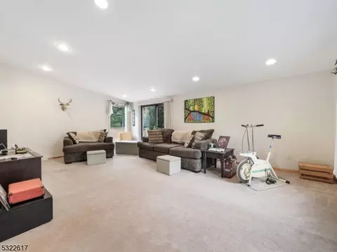 39 Braemar Dr, Wayne, NJ 07470 photo 18