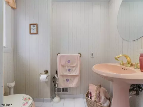 39 Braemar Dr, Wayne, NJ 07470 photo 7