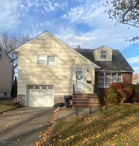 871 Grove St, Rahway, NJ 07065
