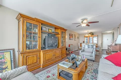 235 Prospect Ave #8E, Hackensack, NJ 07601 photo 13