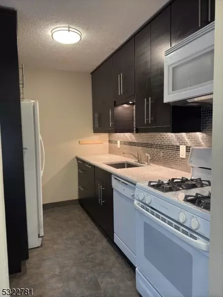 235 Prospect Ave #8E, Hackensack, NJ 07601 photo 7