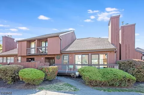 24 Bloomingdale Dr #2C, Hillsborough, NJ 08844