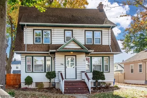 748 Chestnut St, Kearny, NJ 07032