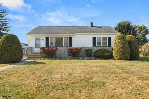1741 Springtown Rd, Alpha, NJ 08865