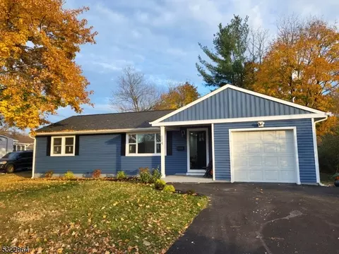 114 Hurley Dr, Hackettstown, NJ 07840