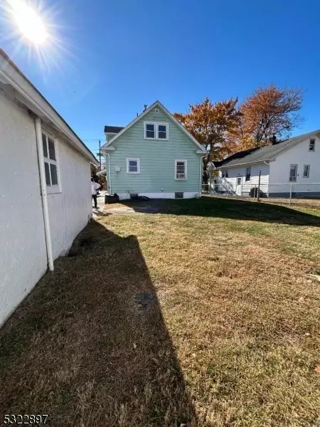 413 Harris Ave, Middlesex, NJ 08846 photo 14