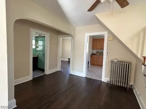 413 Harris Ave, Middlesex, NJ 08846 photo 6
