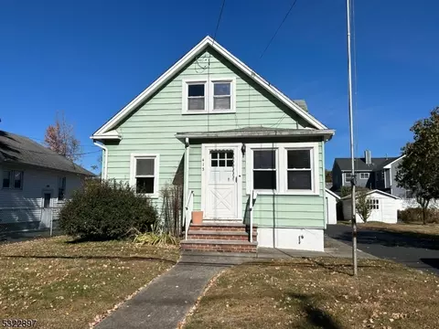 413 Harris Ave, Middlesex, NJ 08846 photo 2