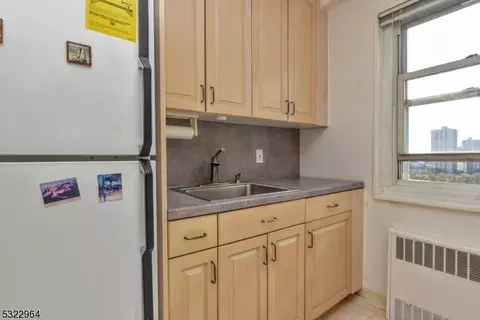 280 Prospect Ave #11-G, Hackensack, NJ 07601 photo 12