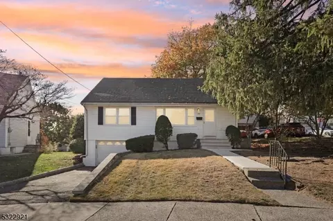 42 Donna Dr, Bloomfield, NJ 07003