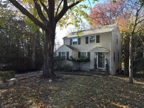 575 Black Oak Ridge Rd, Wayne, NJ 07470